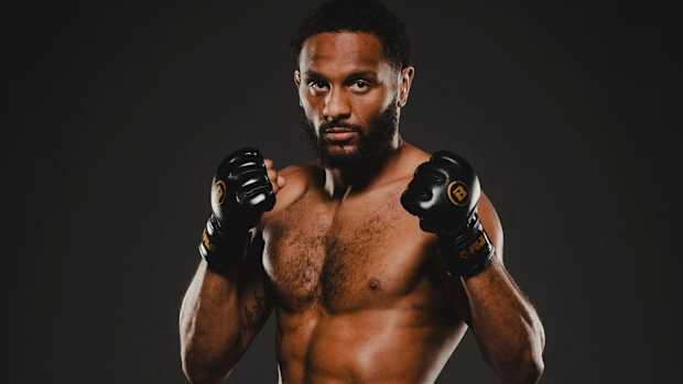 aj mckee si